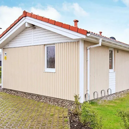 Holiday home Two-bedroom In 10 Groemitz