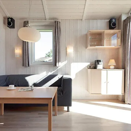 Two-bedroom In 10 Groemitz