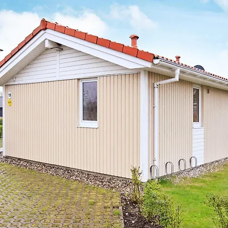4 Person In Grömitz